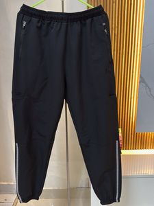 Stylish Black Cargo Pants with Zip Pockets