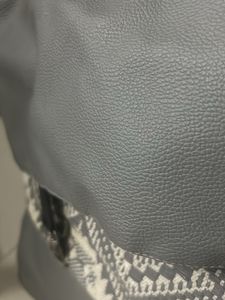 Grey White Cotton Bagpack With The Leather Shut