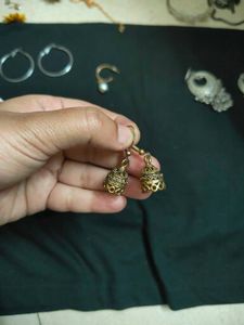 combo of earrings