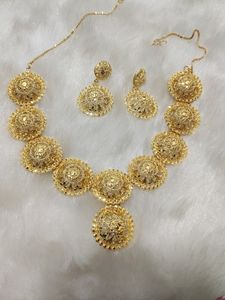 Necklace Set