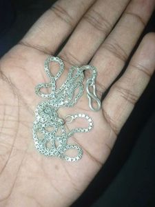 Elegant Silver Chain Necklace