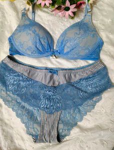 very sexy lace detail lingerie set