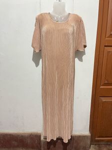 Elegant Pleated Maxi Dress