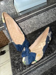 Women sandals