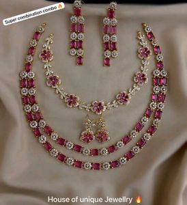 Emerald &amp; Diamond Jewellery Set