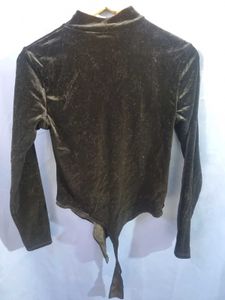 H&amp;M Chic Black Velvet Bodysuit