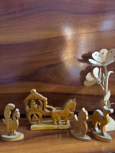 SALE/wooden showpiece set of 5