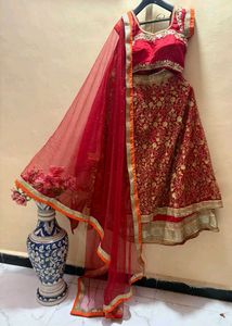bridal red Embroidered Lehenga Choli Set