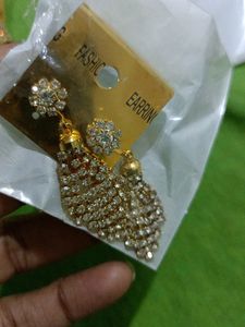 Earings Total Five Sets..Not Used Even Single Time