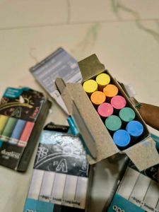 Apsara Dustless Chalk - Assorted &amp; White