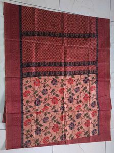 Floral Print Saree - Onion Pink With Maroon color