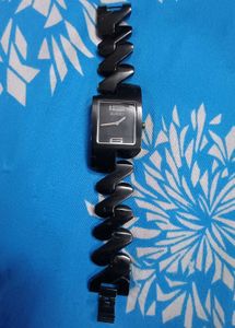 Gucci Black Bracelet Watch
