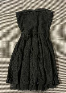Chic Black Lace Strapless Dress