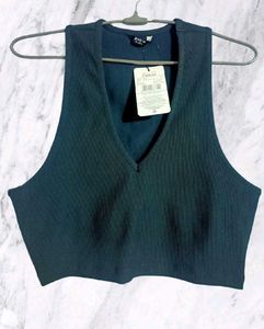 SHEIN V-Neck Crop Tank Top
