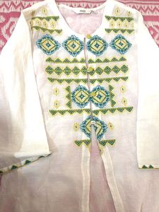 White Embroidered Kurta