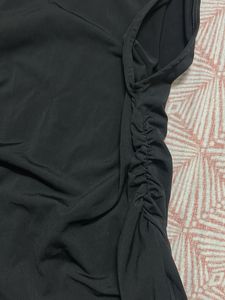 Chic Black Ruched Sleeveless Top