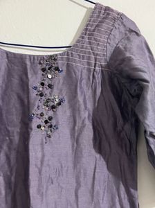 Elegant Lavender Kurta with Embellishments