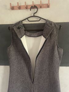 Sleeveless Grey Formal Sheath Dress