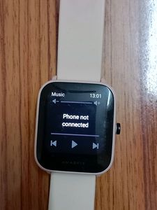 Stylish Beige Smartwatch - Fitness Tracker