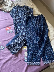 Stylish Navy Blue Peacock Print Kurta