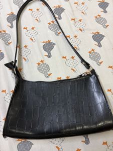 Chic Black Croc Embossed Hobo Bag