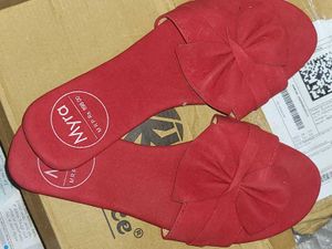 flats for girls