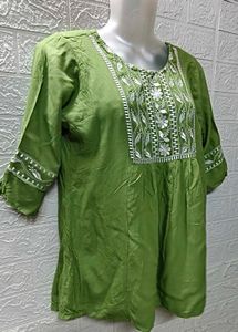 Green Short Kurta For Medium Size Women