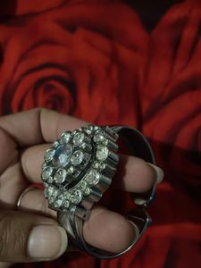 Sparkling Bangle Bracelet