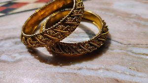 Exquisite Traditional Gold Bangles (2.6)