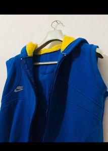 Half Sleeves Hoddie