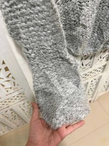 ✈️ Imported Cozy Silver Knit Sweater A
