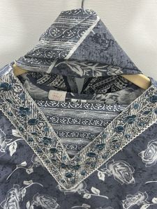 Elegant Rose Print Kurta with Hood