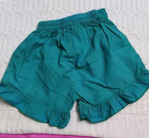 Chic Teal Ruffle Shorts