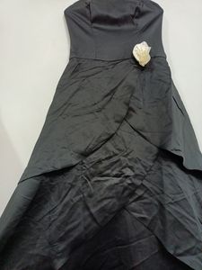 Elegant Black Strapless Dress