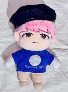 Kdoll set (Google says it’s fanmade bts jimin)