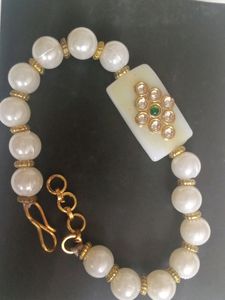 Cute Breslet To Wear