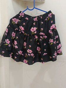 Black Flower Short Skirt