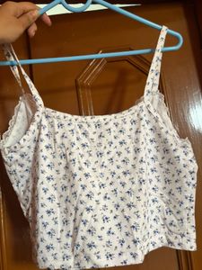 Cute Floral Print Crop Top with Lace Trim