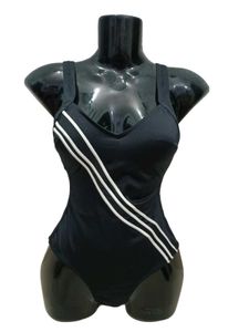 🌊 Premium Imported Swimsuit – Stylish & Sporty 🌊