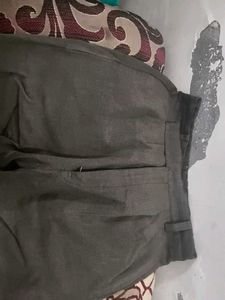 3. Men's Casual pent