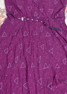 mehrun midi dress with Triangle Print