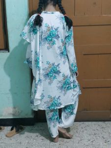 Floral Print Kurta paint for girls