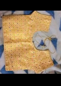 Embroidered golden blouse combo