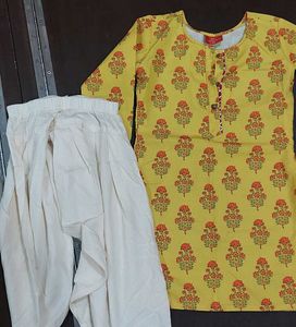 Salwar With 2 Kurtis 3 To 5 Years