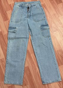 🦋 Light Wash Utility Cargo Jeans 𝜗𝜚˚⋆