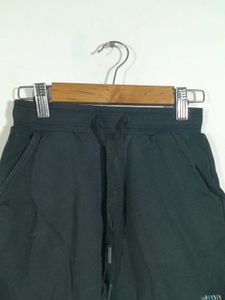 Maroon &amp; Black Shorts &amp; T-Shirt Set For Girl's