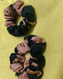 Chic Scrunchie Set