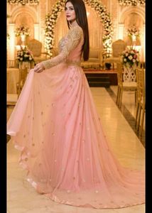 WEDDING GOWN