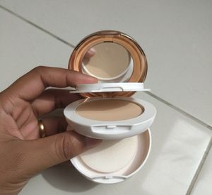 Swiss Beauty Oil Control Compact Powder