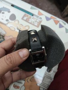 Helix Women's Watch - Stylish &amp; Functional